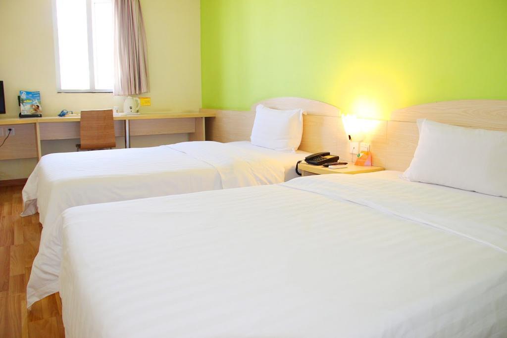 7Days Inn Nanchang North Railway Station Square Kültér fotó